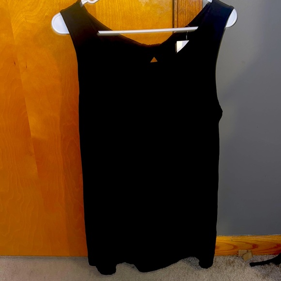 Black Tank - Picture 1 of 3